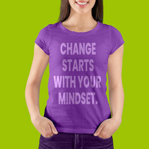 Mock-up-of-woman-t-shirt-front