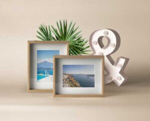 wood-frame-presentation-mock-up