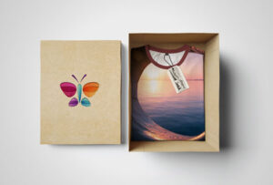 t-shirt-in-box-mock-up