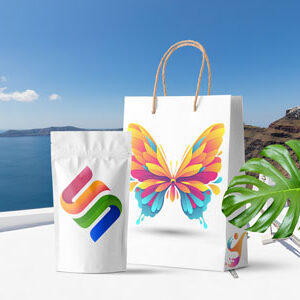 essential-branding-pouch-packing-bag-mock-up-scene
