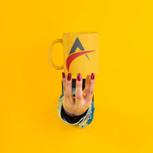 hand-with-cup-mock-up