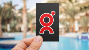 hand-holding-business-card-mock-up