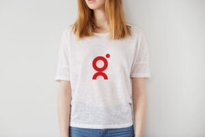 girl-wear-white-t-shirt-mock-up