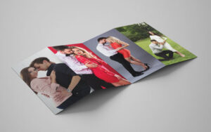 panel-leaflet-mockup-for-modern-couple