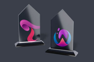 glass-award-mockup-left-right-view