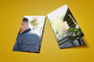 leaflet-mockup-for-men