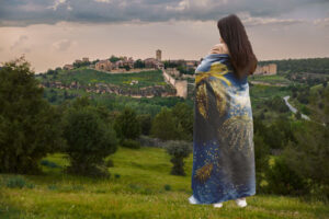 woman-with-blanket-nature